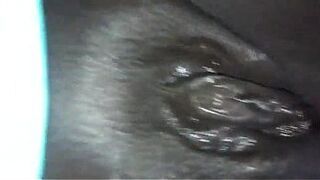 horny black girl plays with her juice pussy - porn video