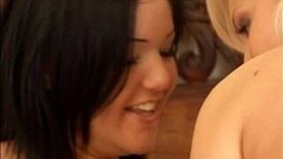 Two super hot lesbian babes enjoy - porn video
