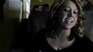 Girl Masturbates On Cam - porn video