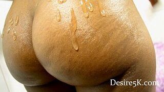 Black tight pussy meet big black dick in the living room - porn video